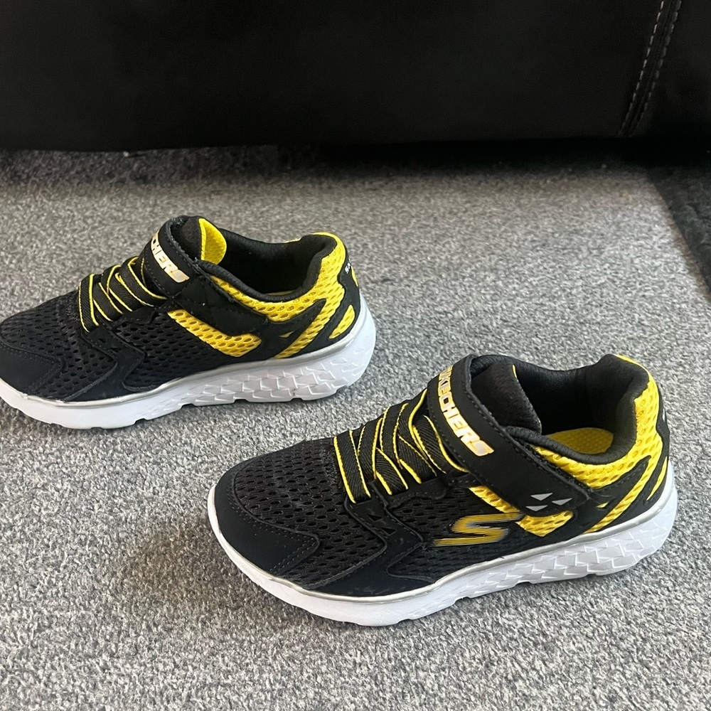 Skechers Kids GO RUN Proxo Black and Yellow Athletic Sneakers - Picture 5 of 10